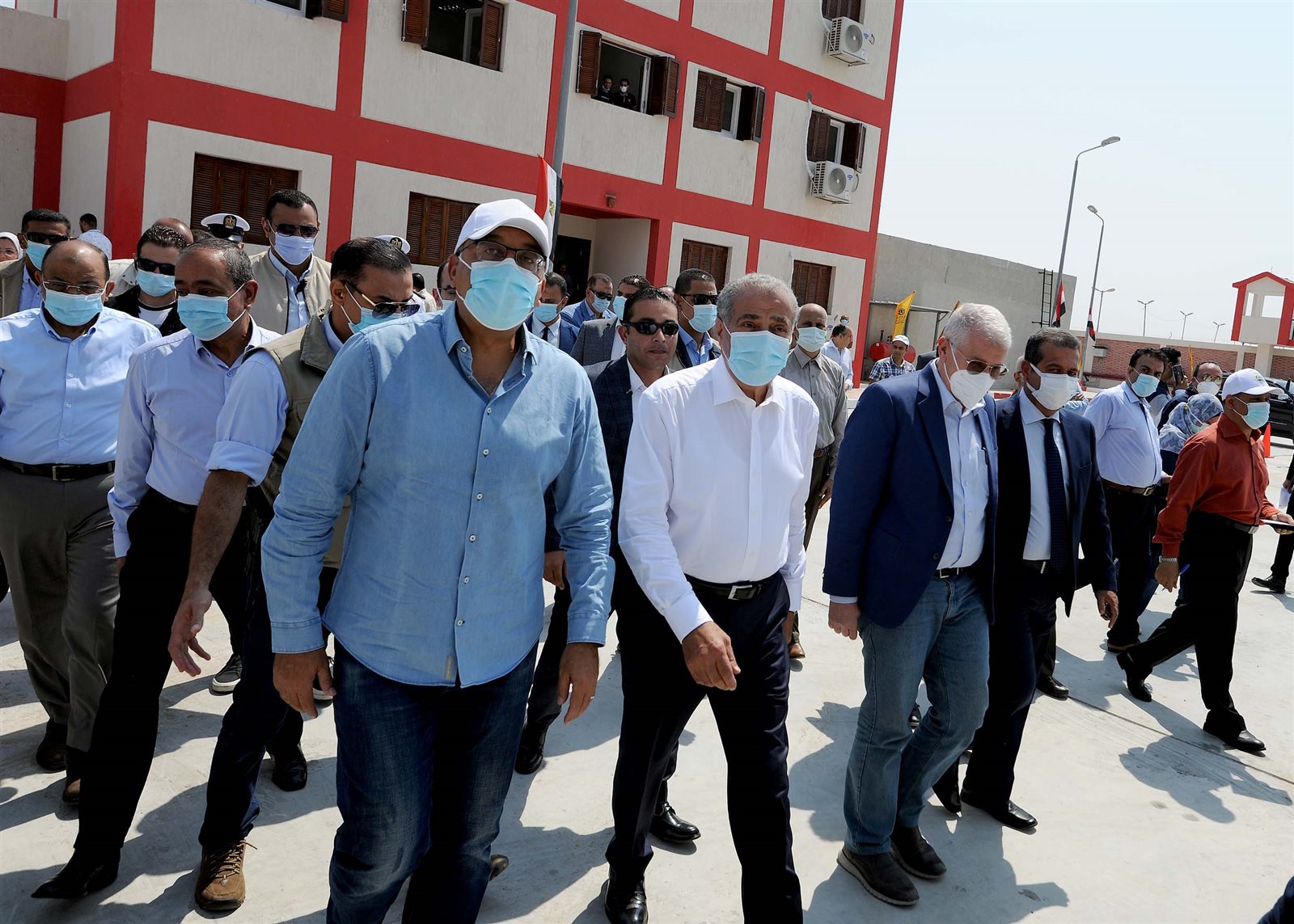 رئيس الوزراء صوامع أبو صوير تستهدف تقليل الفاقد في محصول القمح (14)