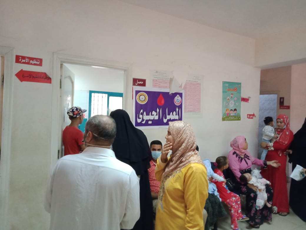 قافلة طبية علاجية بقرية الروضة