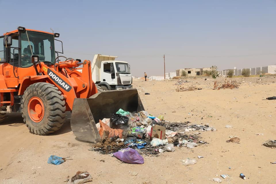 رفع مخلفات بالواحات البحرية