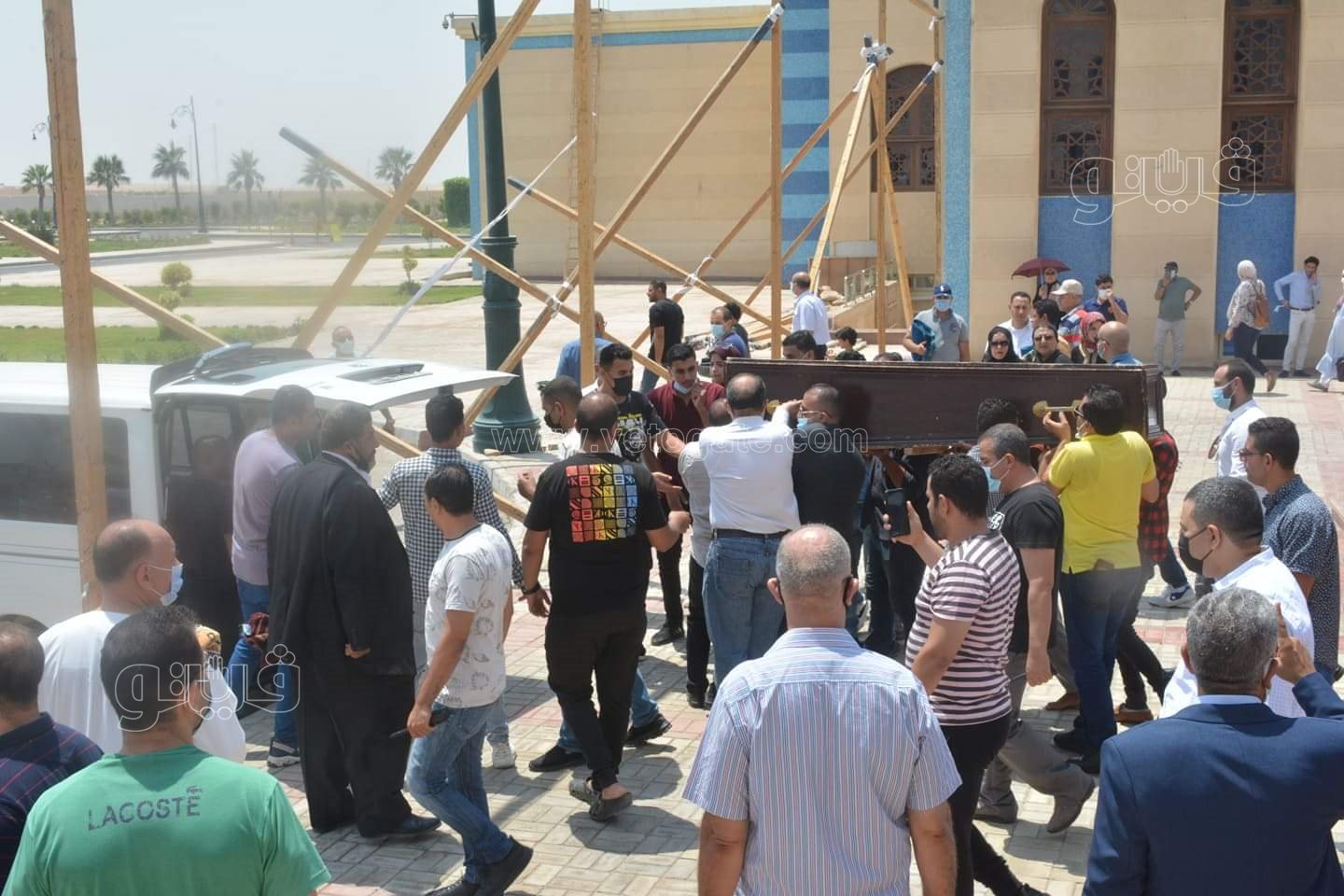 received_264344498458196