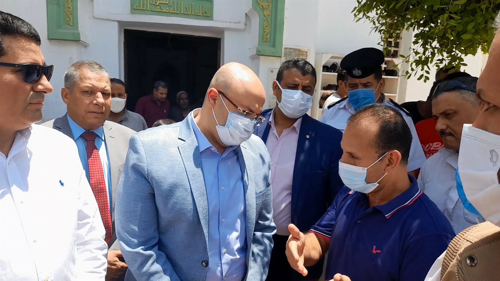 محافظ بني سويف يستمع لمطالب وشكاوى اهالي اهناسيا