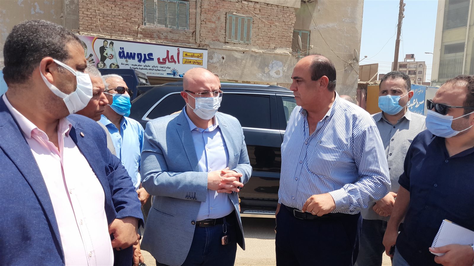 محافظ بني سويف يستمع لمطالب وشكاوى اهالي اهناسيا