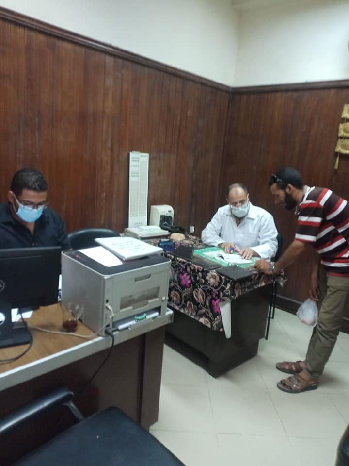 مدير التأمين الصحى يتابع أعمال ميكنة الخدمات الطبية ببنى سويف