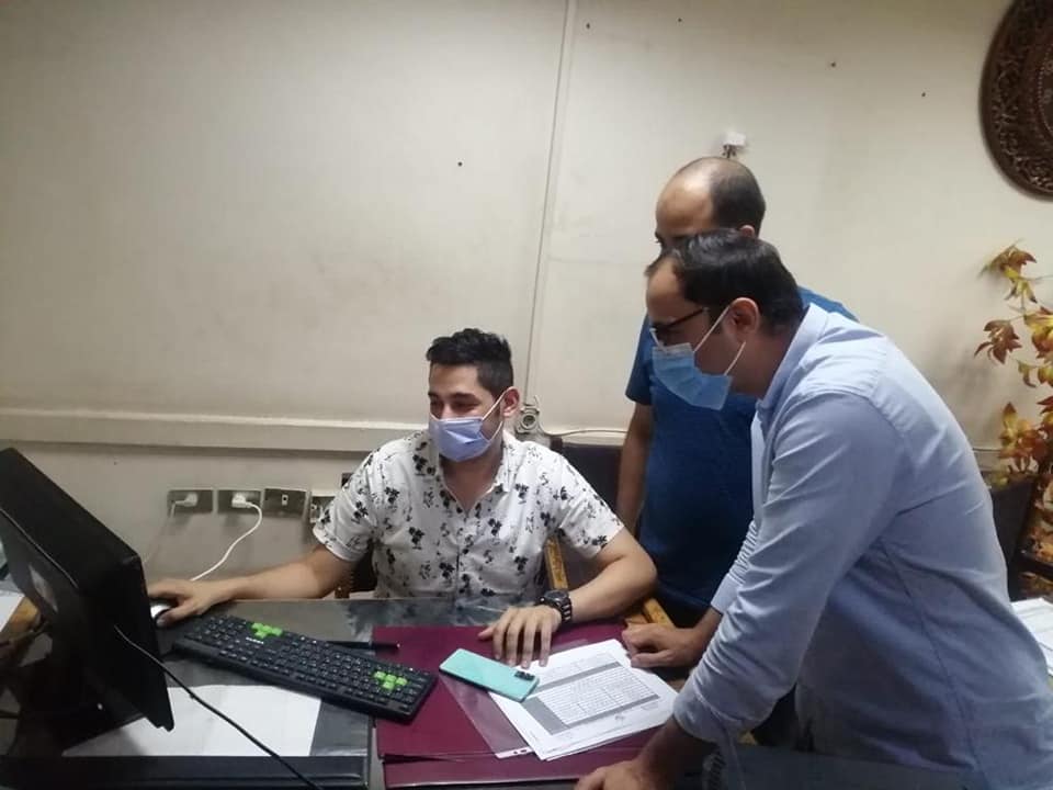 مدير التأمين الصحى يتابع أعمال ميكنة الخدمات الطبية ببنى سويف