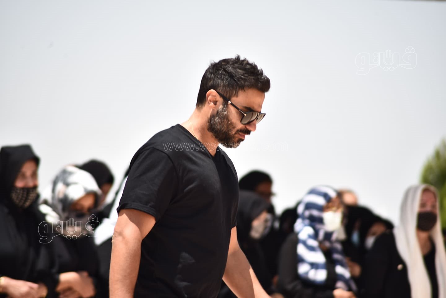 الانهيار والحزن يسيطر على نجوم الفن في جنازة دلال عبد العزيز  (25)