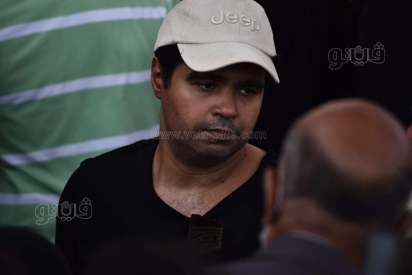 رامي رضوان وحسن الرداد يتلقيان العزاء في دلال عبد العزيز بالمقابر (3)