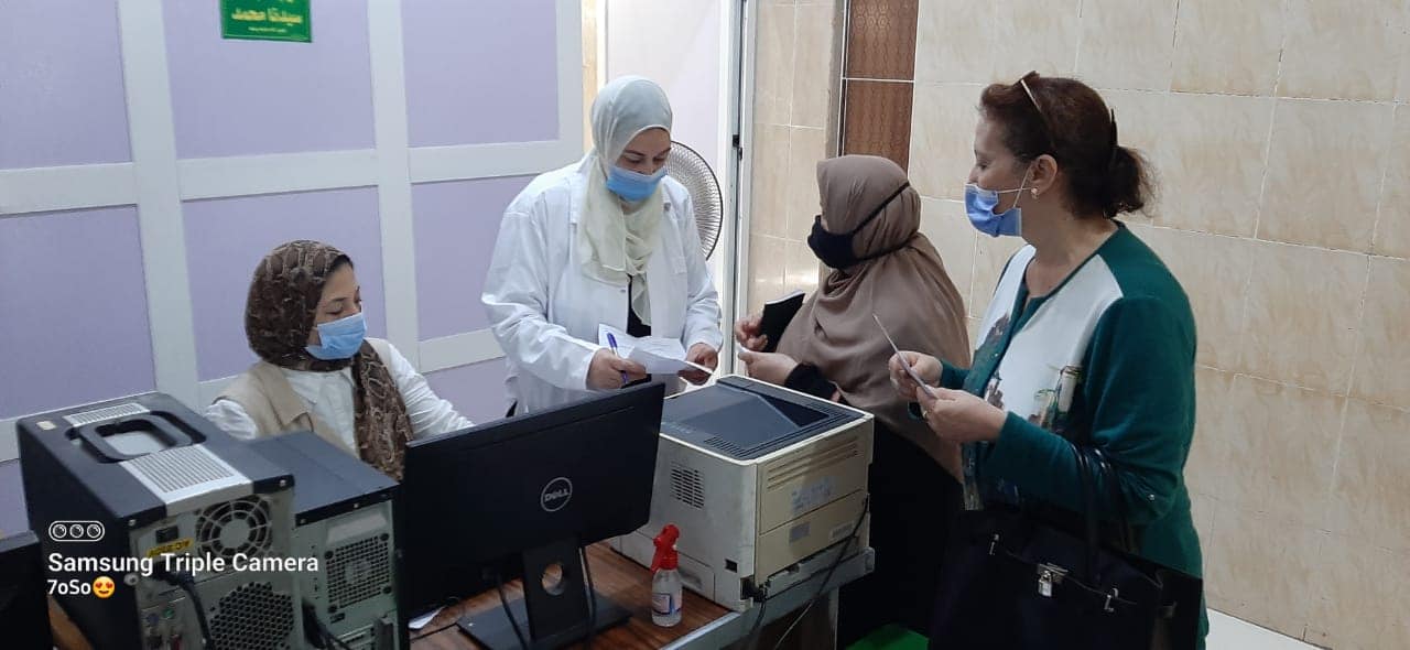 مدير التأمين الصحى يتابع أعمال ميكنة الخدمات الطبية ببنى سويف