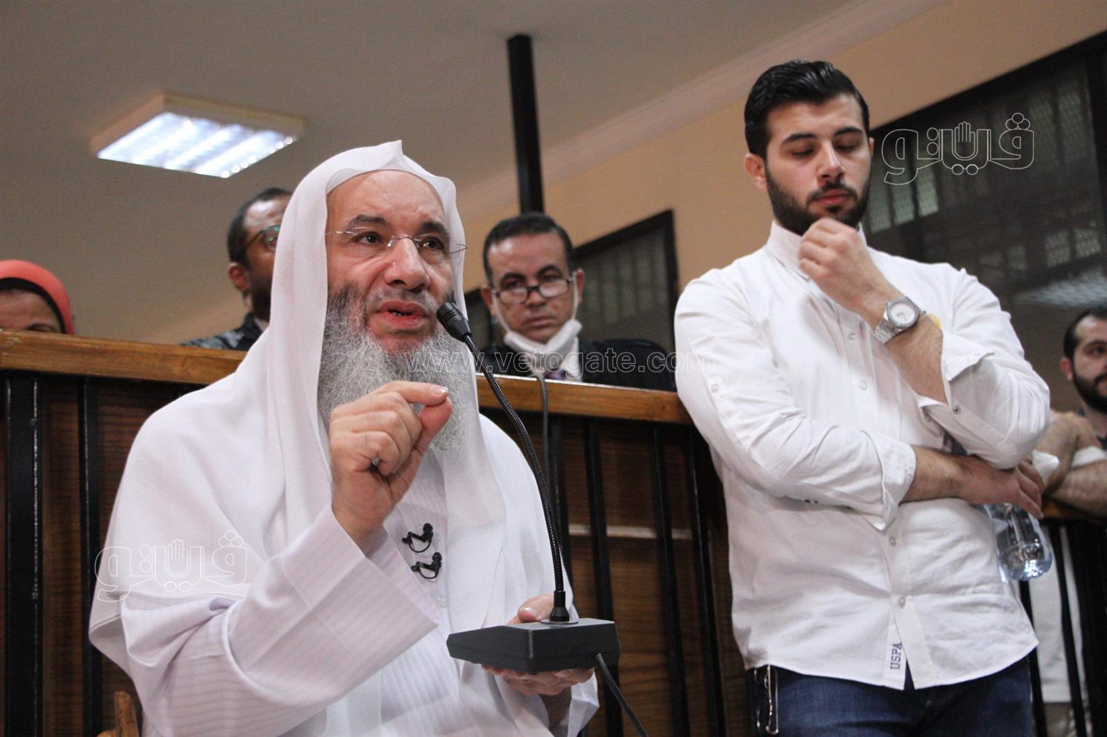 received_2843040549292436