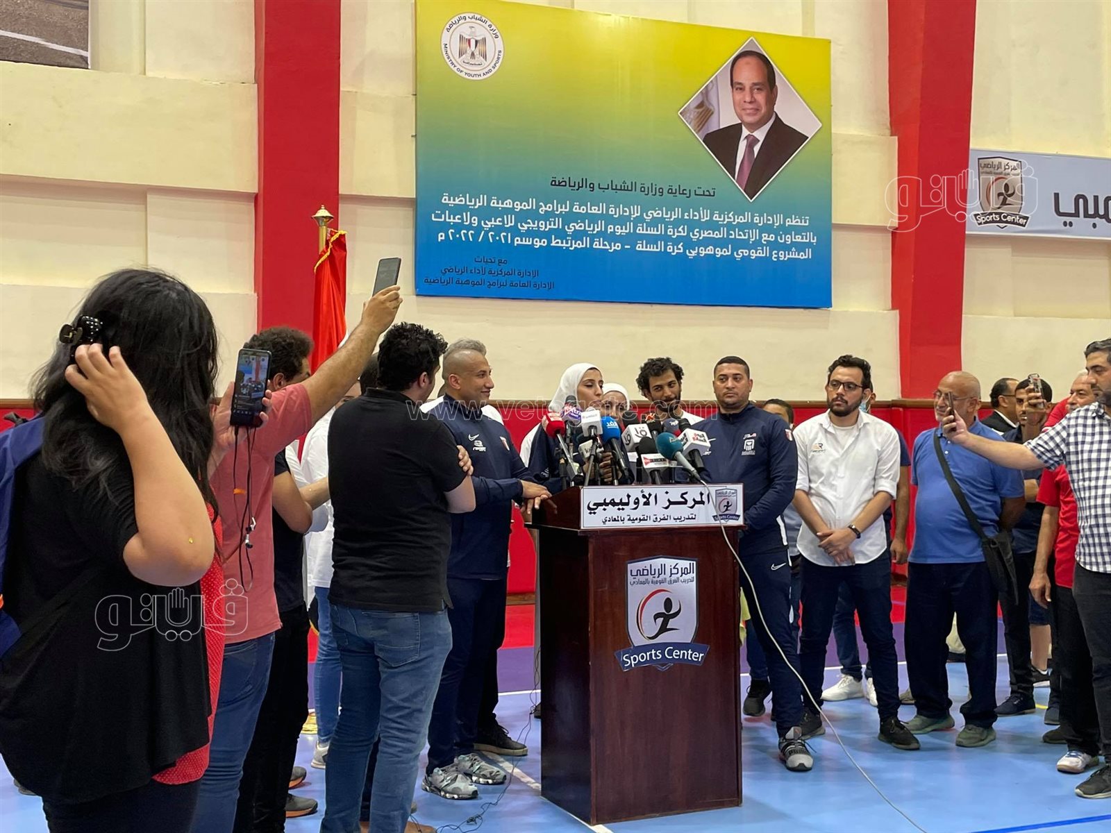 وصول جيانا فاروق للمركز الأولمبي بالمعادي (2)