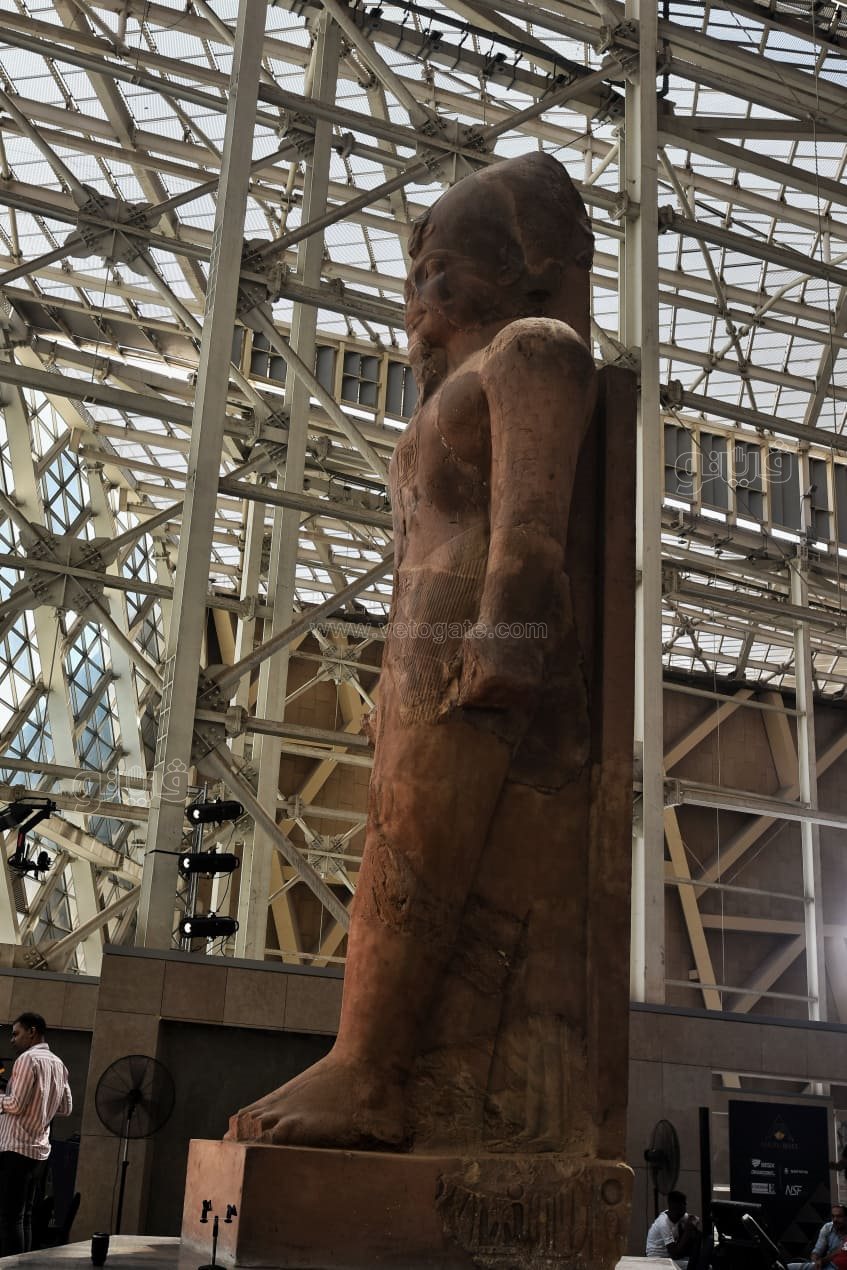 المتحف المصري الكبير يكرم فريق نقل مركب الملك خوفو (30)