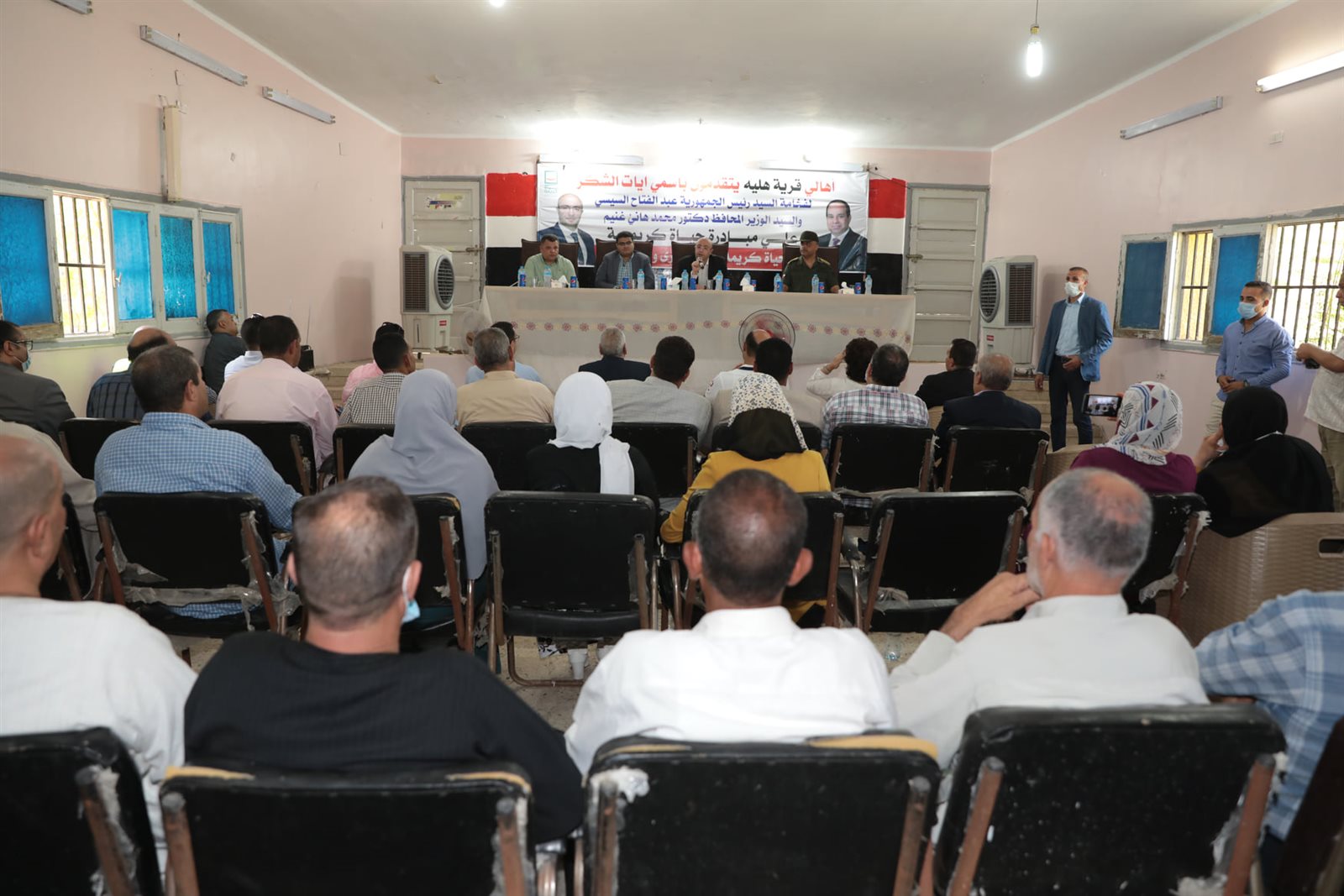 لقاء محافظ بني سويف بأهالي مركز ببا (1)