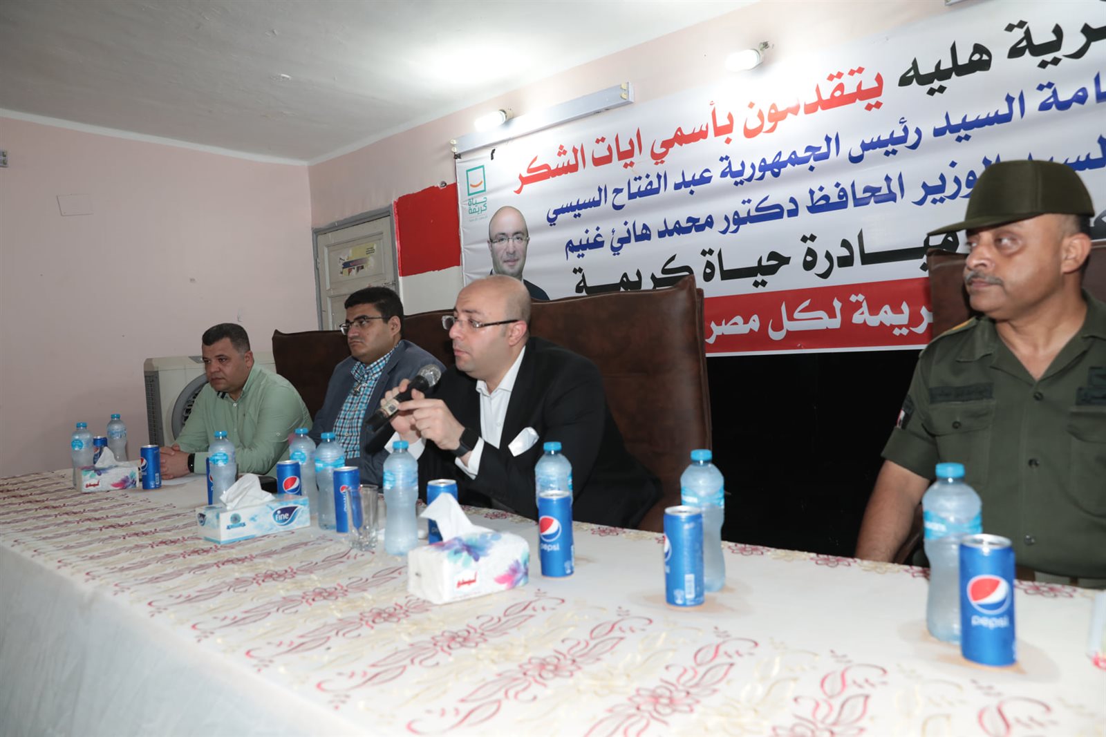 لقاء محافظ بني سويف بأهالي مركز ببا (3)