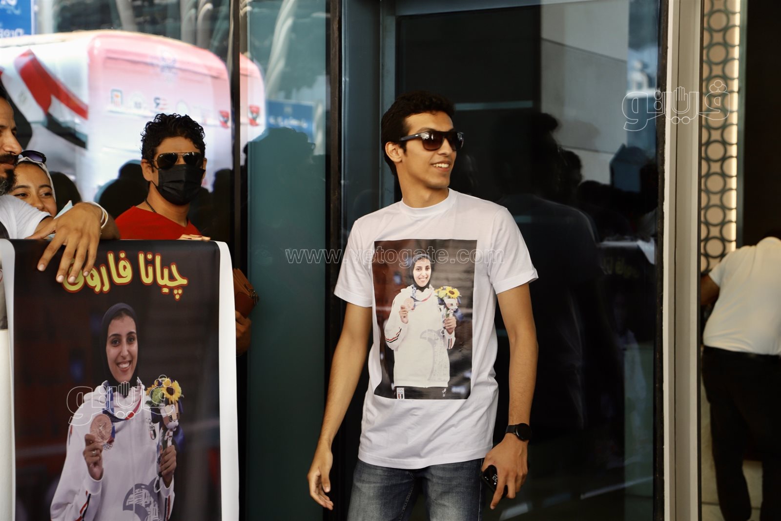 لحظة وصول جيانا فاروق إلى مطار القاهرة  (7)