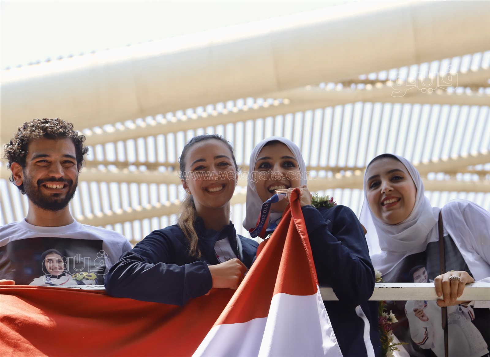 لحظة وصول جيانا فاروق إلى مطار القاهرة  (38)