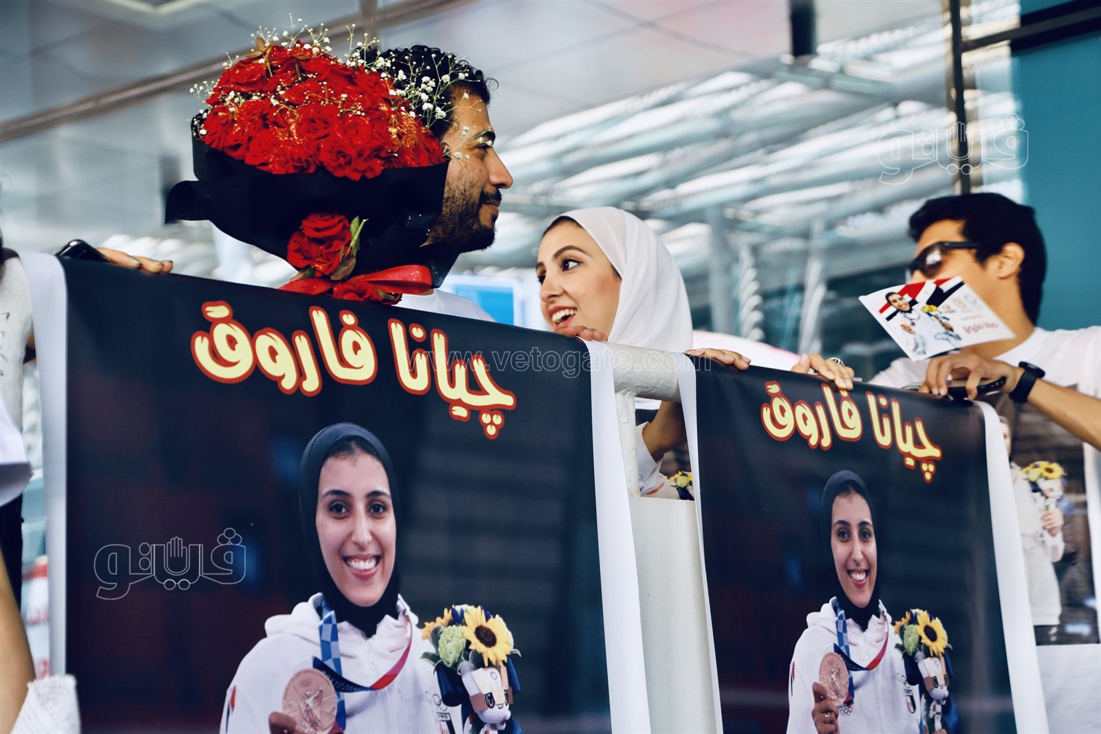 لحظة وصول جيانا فاروق إلى مطار القاهرة  (1)