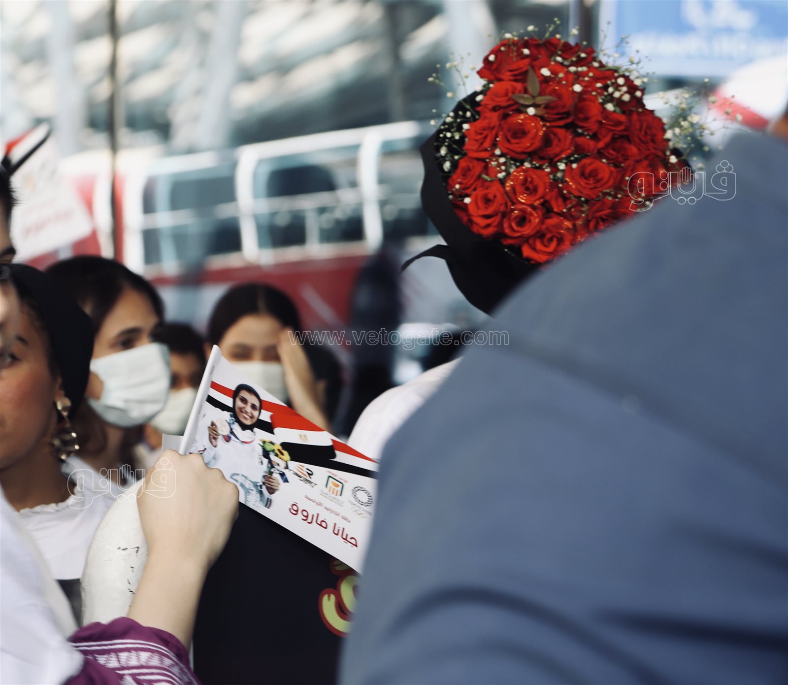 لحظة وصول جيانا فاروق إلى مطار القاهرة  (4)