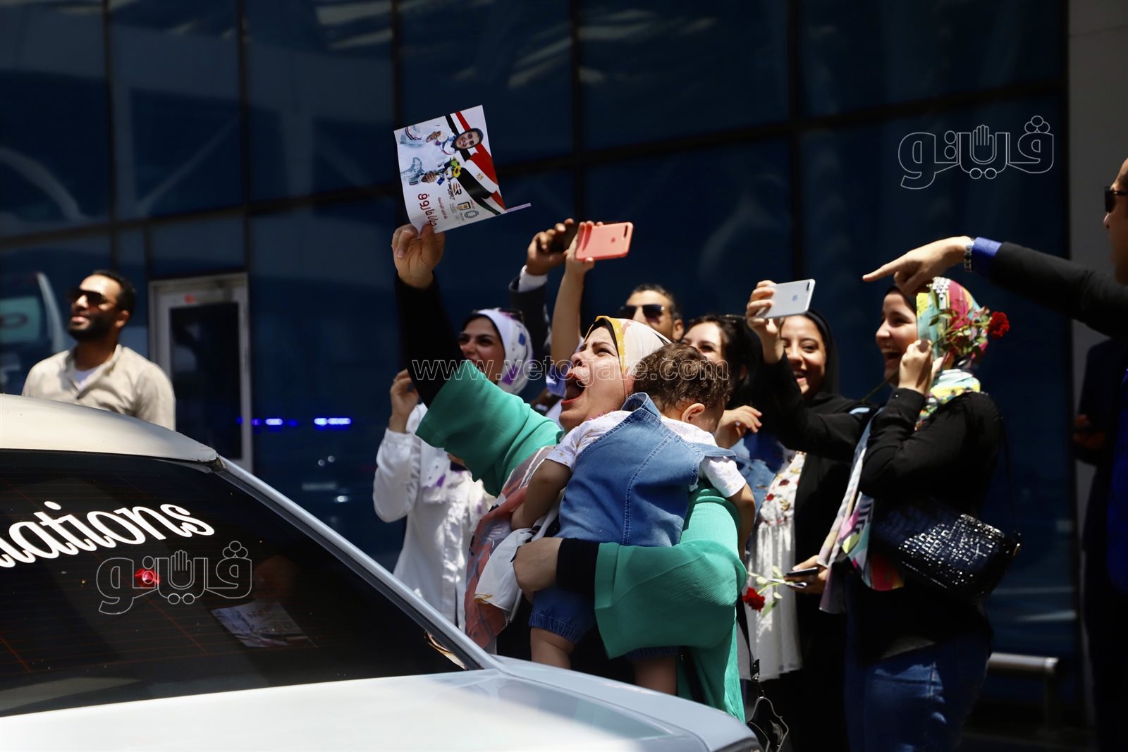 لحظة وصول جيانا فاروق إلى مطار القاهرة  (34)