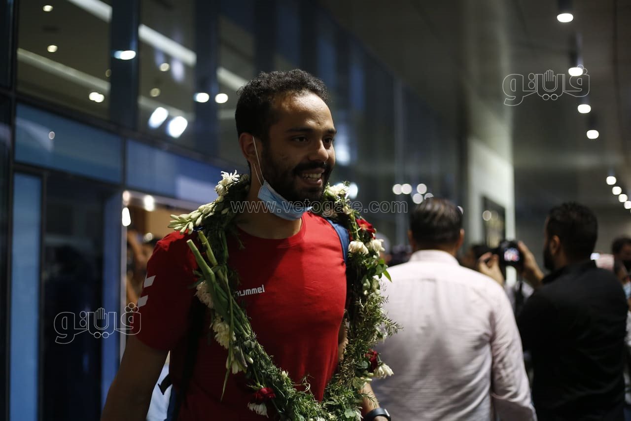 وصول منتخب اليد مطار القاهرة (16)