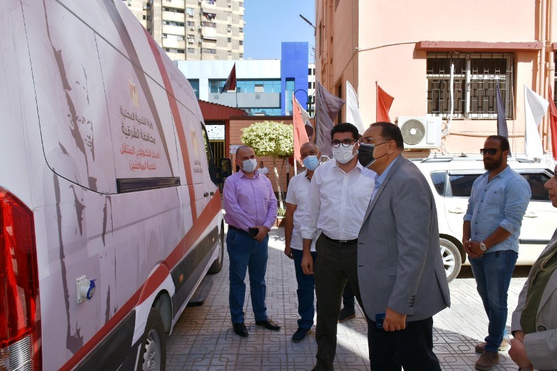 بدء تشغيل أول مركز تكنولوجي متنقل  3