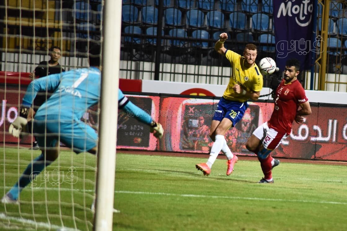 إصابة محمد شريف (5)