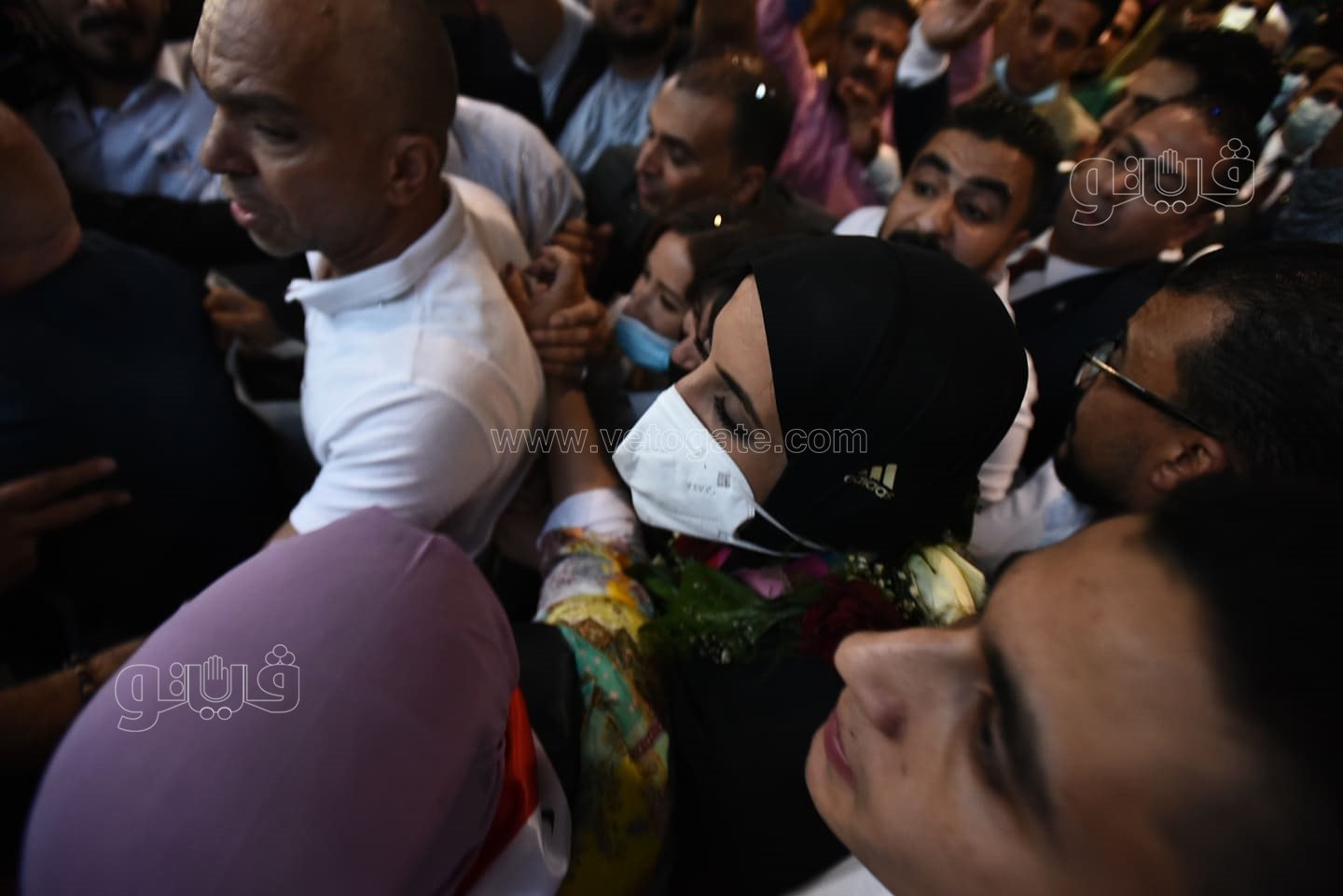 وصول فريال أشرف لمطار القاهرة  (7)