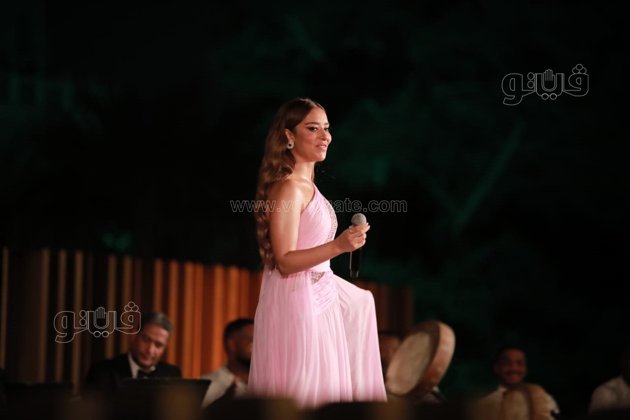 حفل كامل العدد لبلقيس على مسرح النافورة بالاوبرا (21)