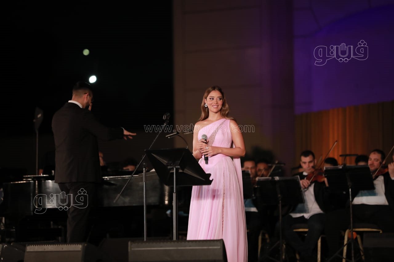 حفل كامل العدد لبلقيس على مسرح النافورة بالاوبرا (31)