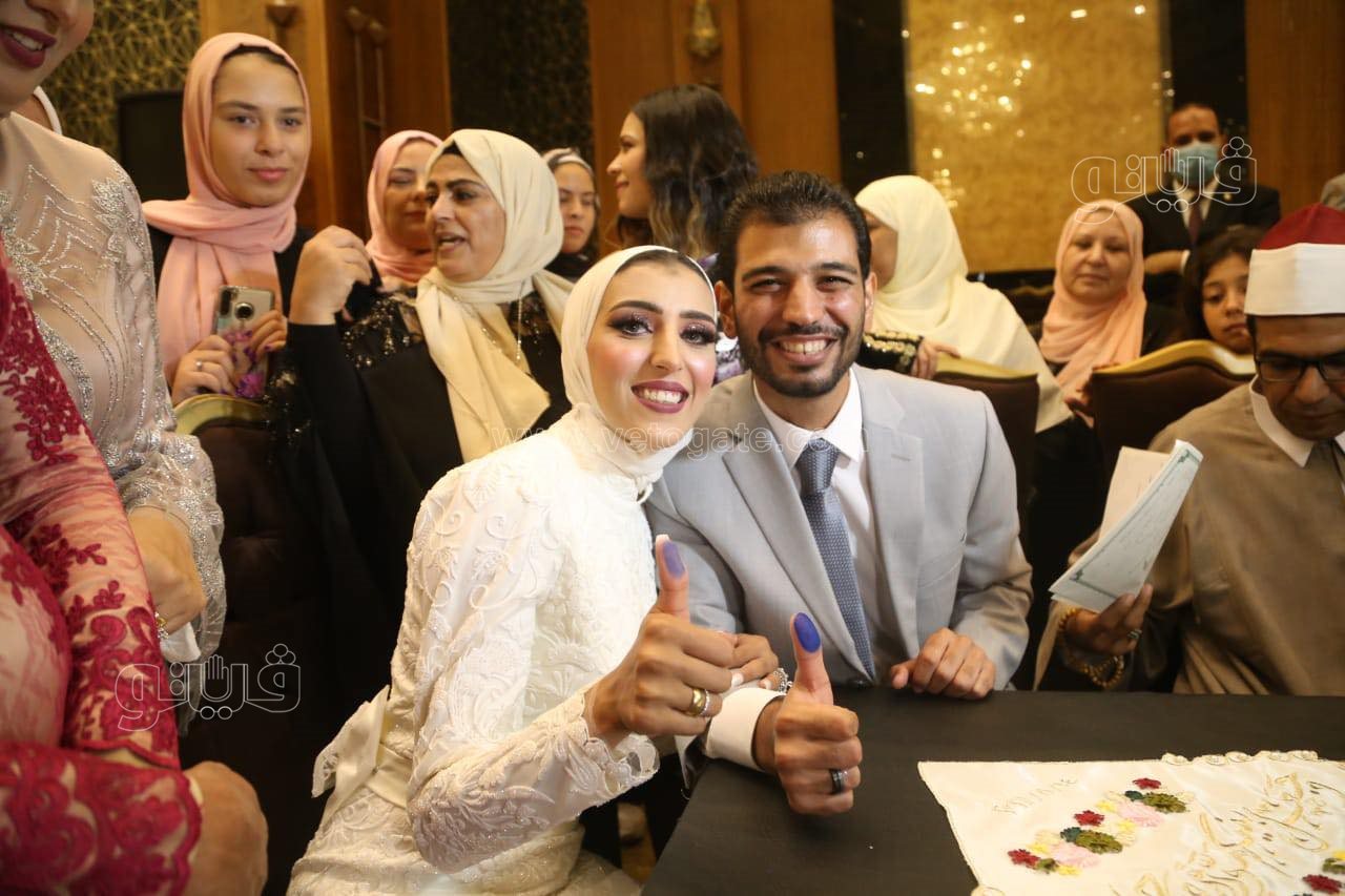 وزير الرياضة يشهد على عقد قران جيانا فاروق (5)