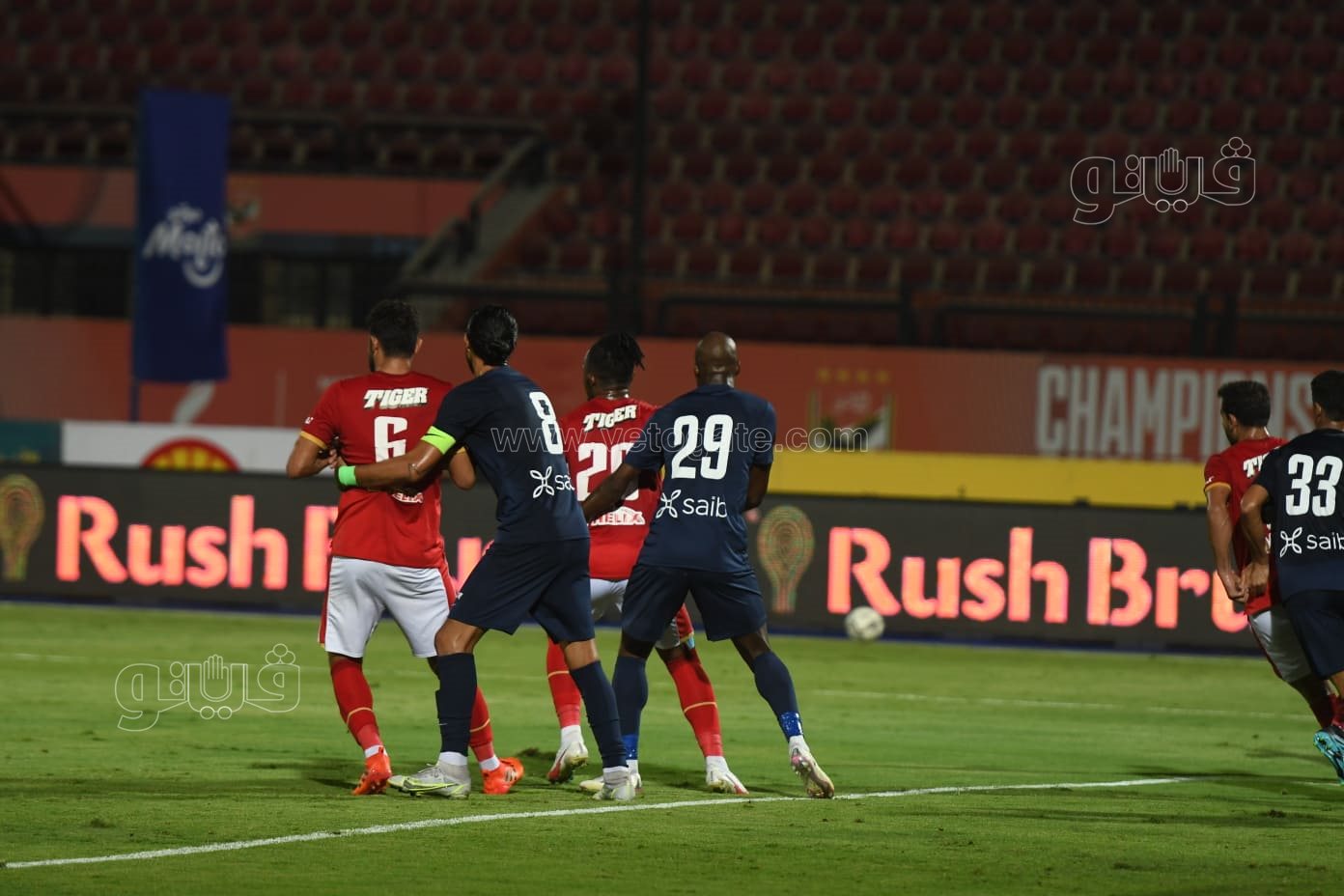 الشوط الأول للأهلي وإنبي (4)