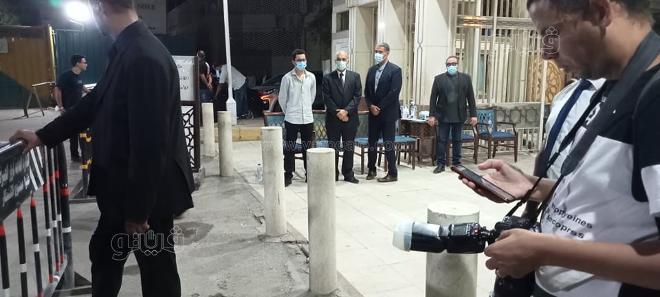 سمير صبري اول حضور عزاء السيناريست فيصل ندا (6)