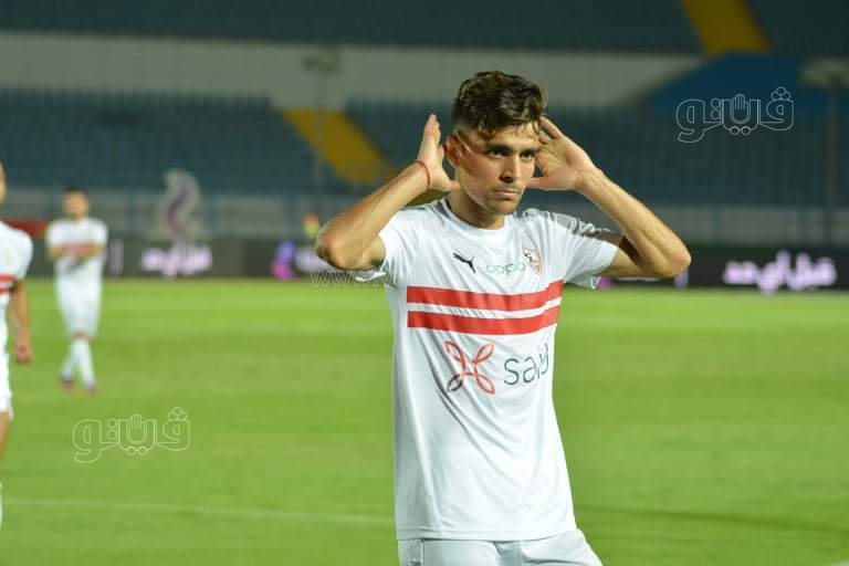 احتفال هدف اشرف بن شرقي (5)