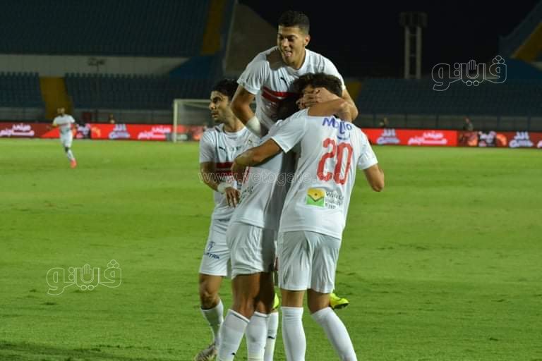 احتفال هدف اشرف بن شرقي (3)