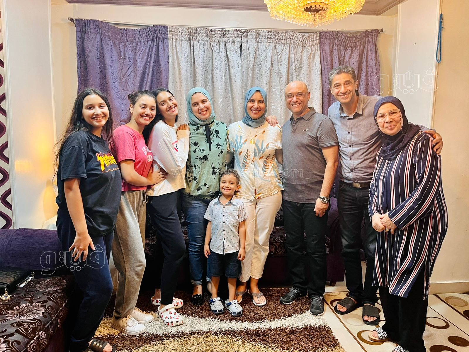 الناجح يرفع ايده.. 14 صورة ترصد احتفالات أوائل الثانوية على مستوى الجمهورية (7)