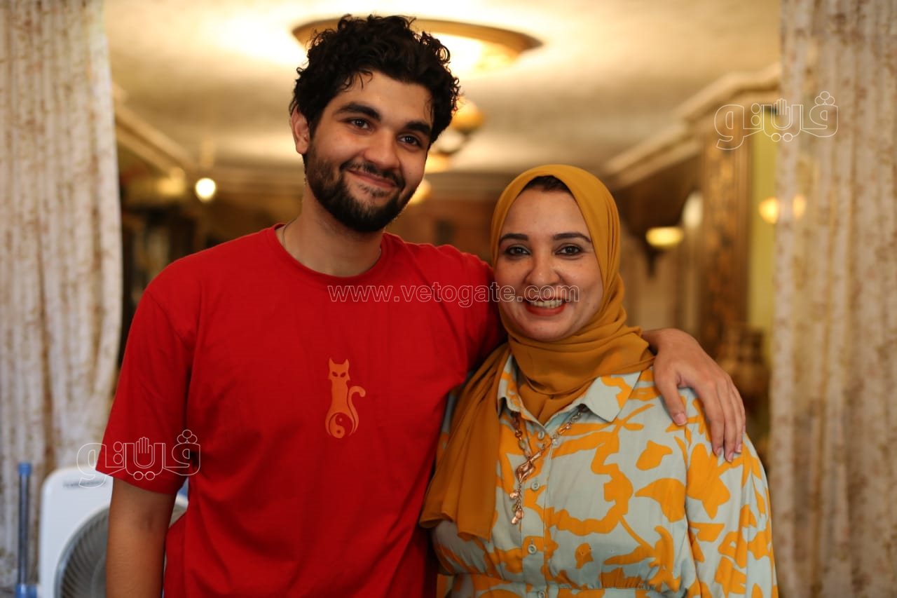 الناجح يرفع ايده.. 14 صورة ترصد احتفالات أوائل الثانوية على مستوى الجمهورية (8)