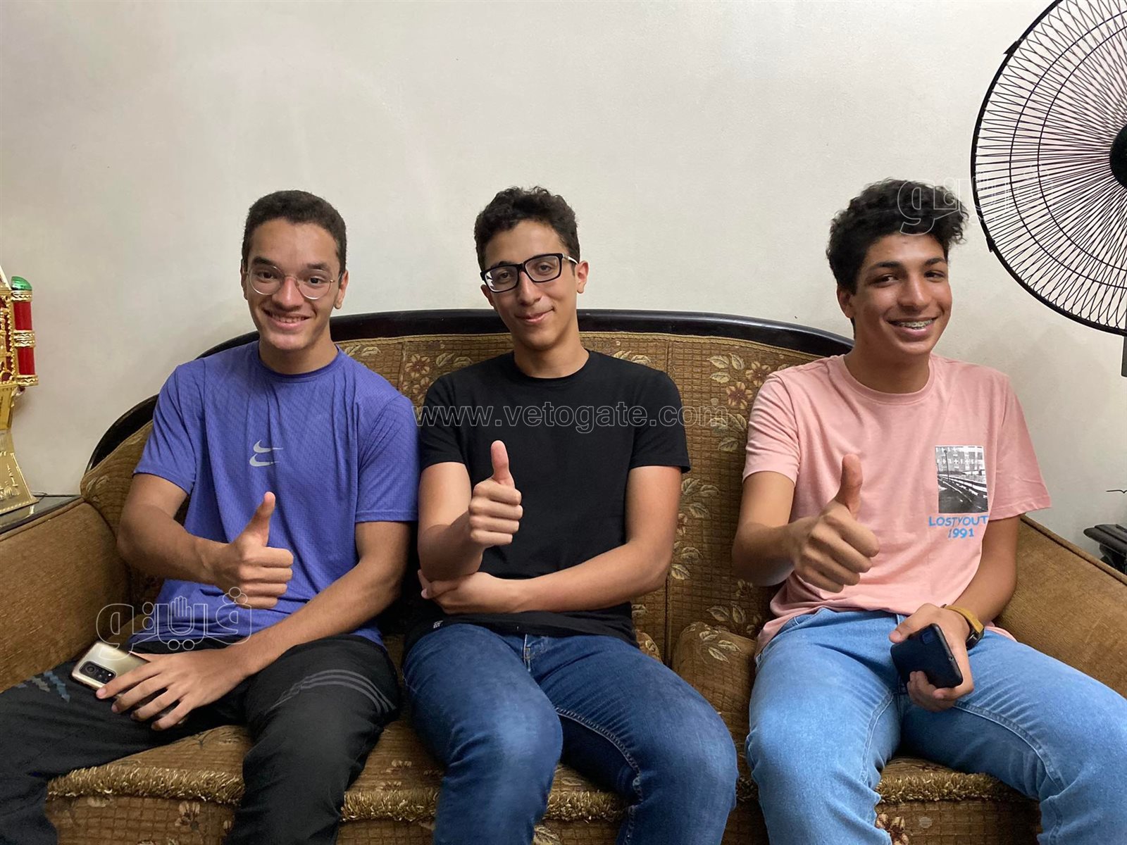 الناجح يرفع ايده.. 14 صورة ترصد احتفالات أوائل الثانوية على مستوى الجمهورية (10)