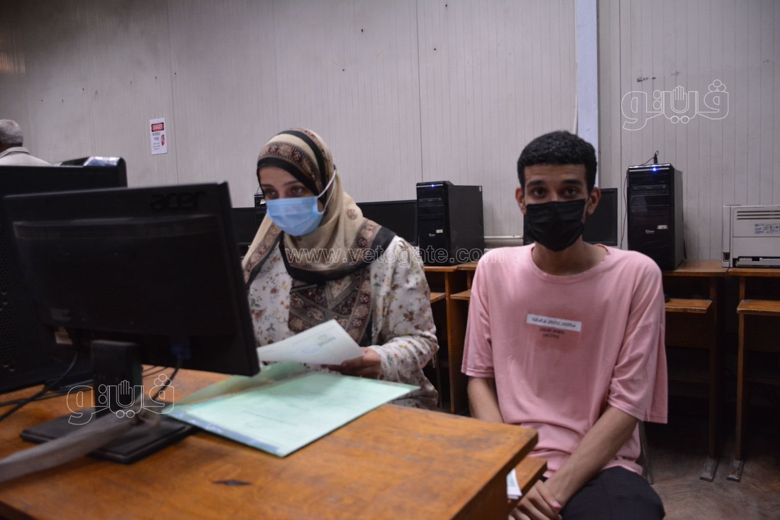  توافد طلاب الثانوية على معامل تنسيق جامعة القاهرة لتسجيل الرغبات (2)