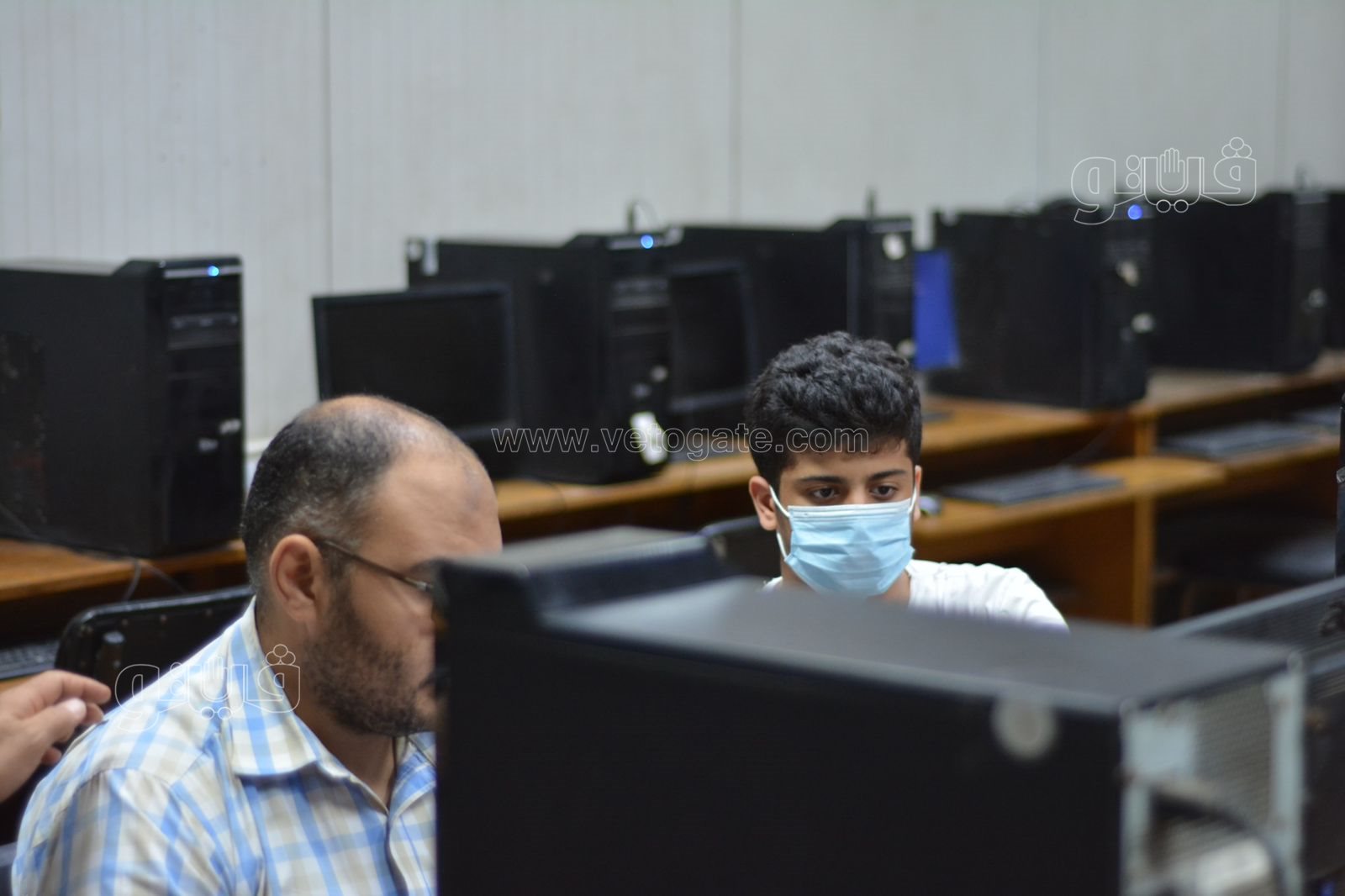  توافد طلاب الثانوية على معامل تنسيق جامعة القاهرة لتسجيل الرغبات (4)