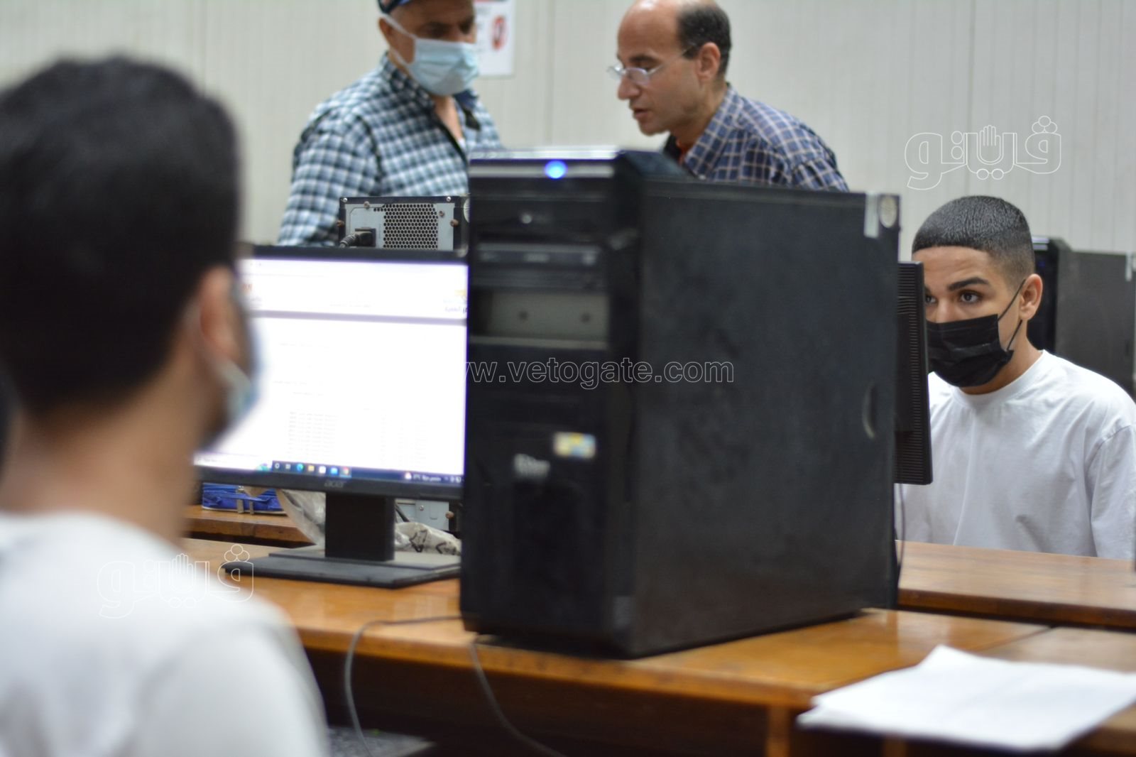  توافد طلاب الثانوية على معامل تنسيق جامعة القاهرة لتسجيل الرغبات (8)