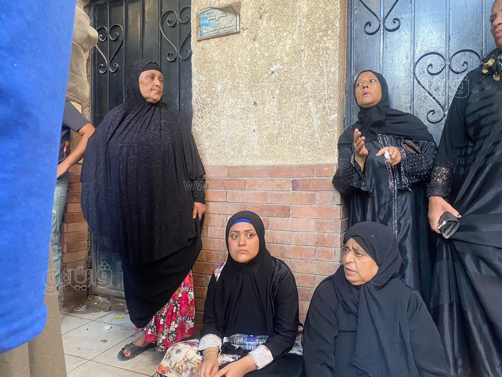 من داخل المشرحة.. صراخ اقارب ضحايا كنيسة ابو سيفين (4)