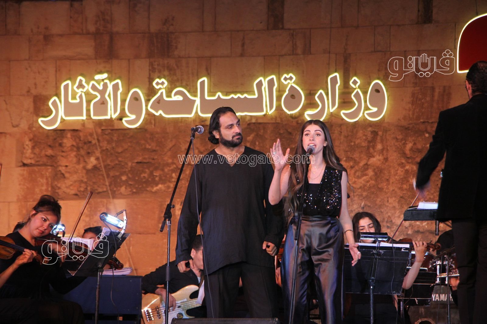 علي الحجار يواصل سيمفونية الإبداع بمهرجان القلعة (24)