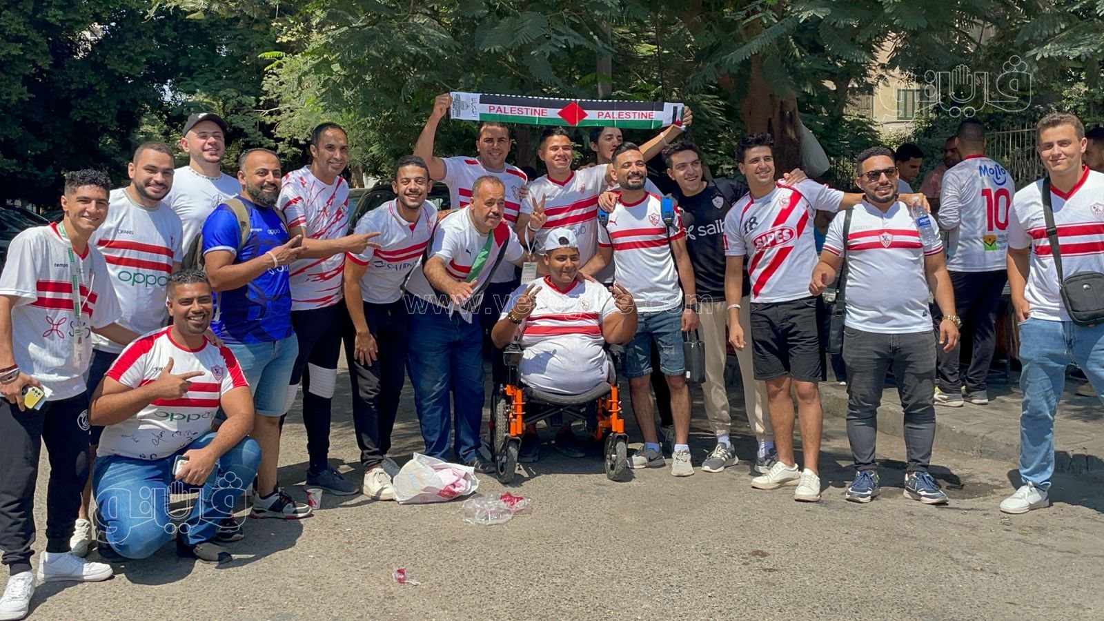 يوسف مشجع زملكاوي من ذوي الهمم مبسوط بعضوية الزمالك وهنكسب فاركو 4-0 (10)