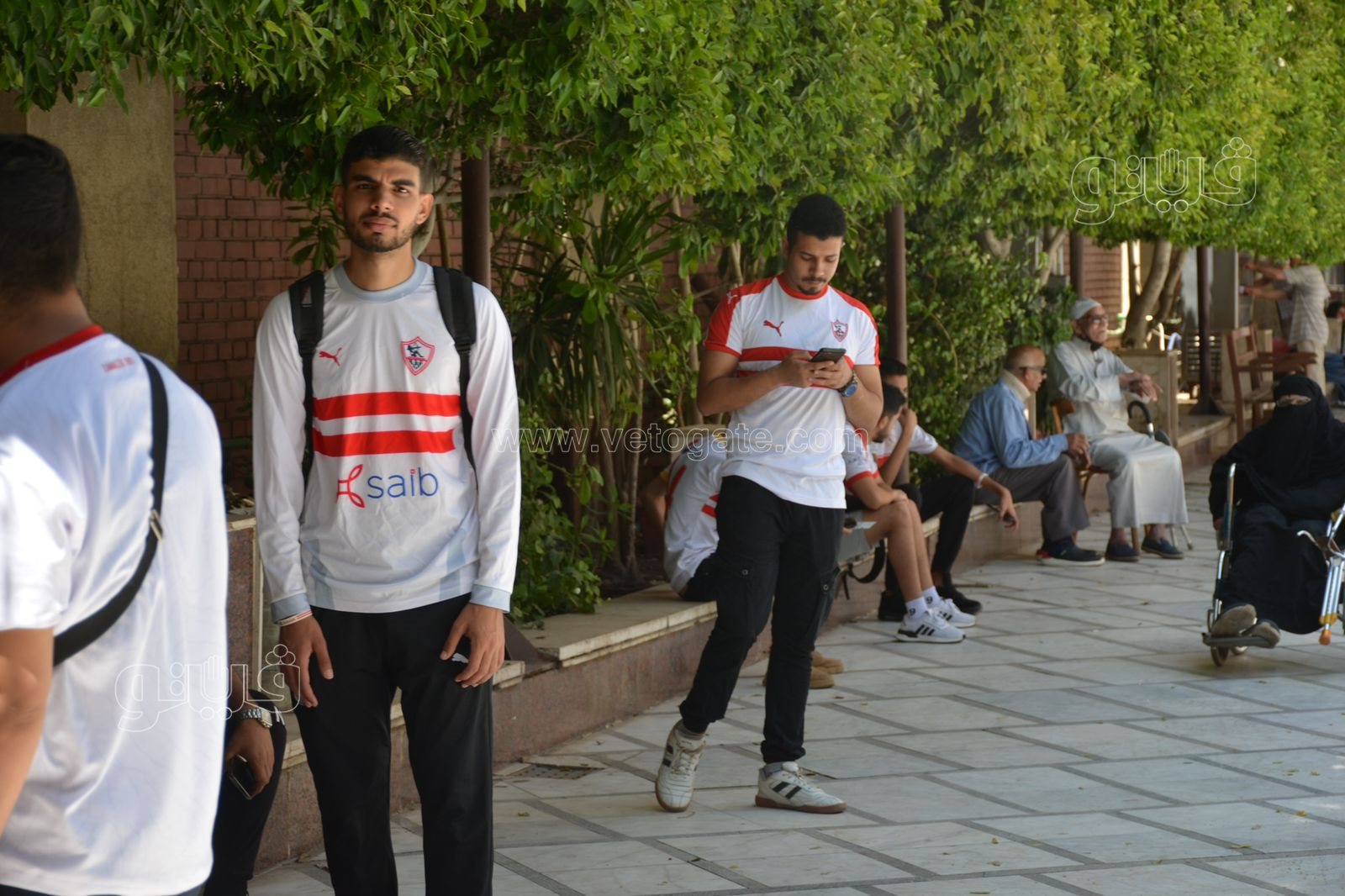 مشجعين الفارس الأبيض قبل التحرك للاسكندرية سايبين شغلنا وبيوتنا علشان الزمالك (7)