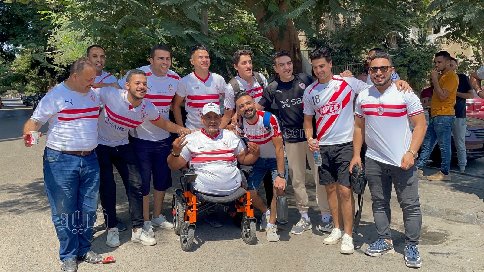 يوسف مشجع زملكاوي من ذوي الهمم مبسوط بعضوية الزمالك وهنكسب فاركو 4-0 (2)