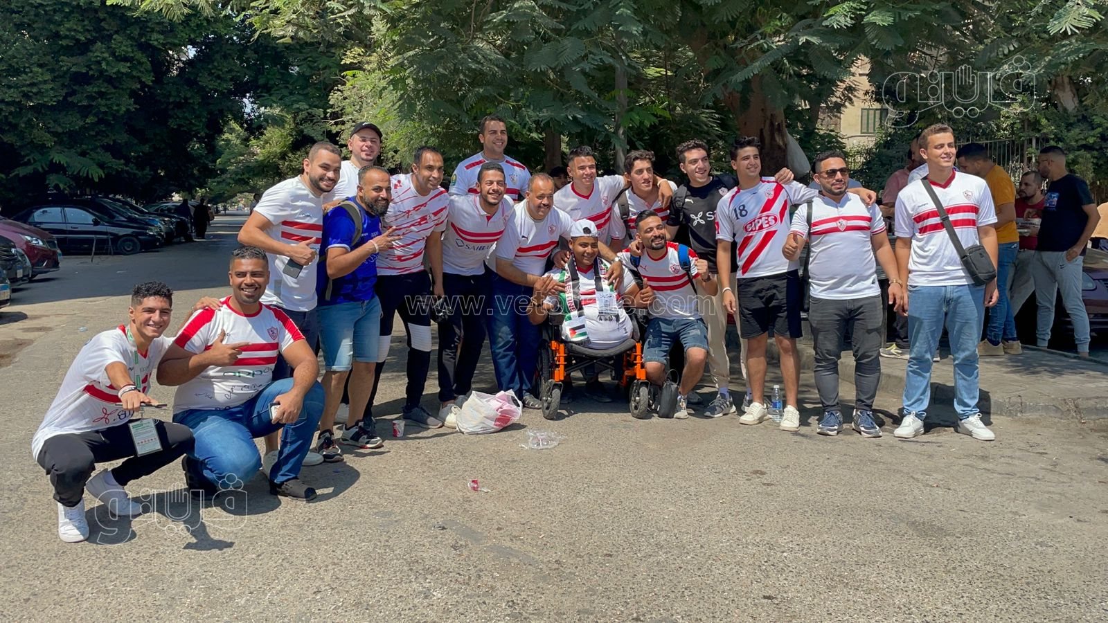 يوسف مشجع زملكاوي من ذوي الهمم مبسوط بعضوية الزمالك وهنكسب فاركو 4-0 (6)