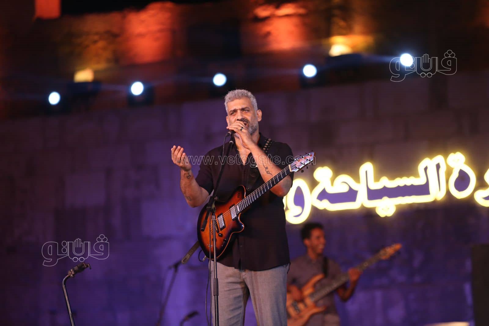 وسط البلد تغني لـشمس النهار والحضرة تتعبد فى محراب الفن بمحكى القلعة (1)