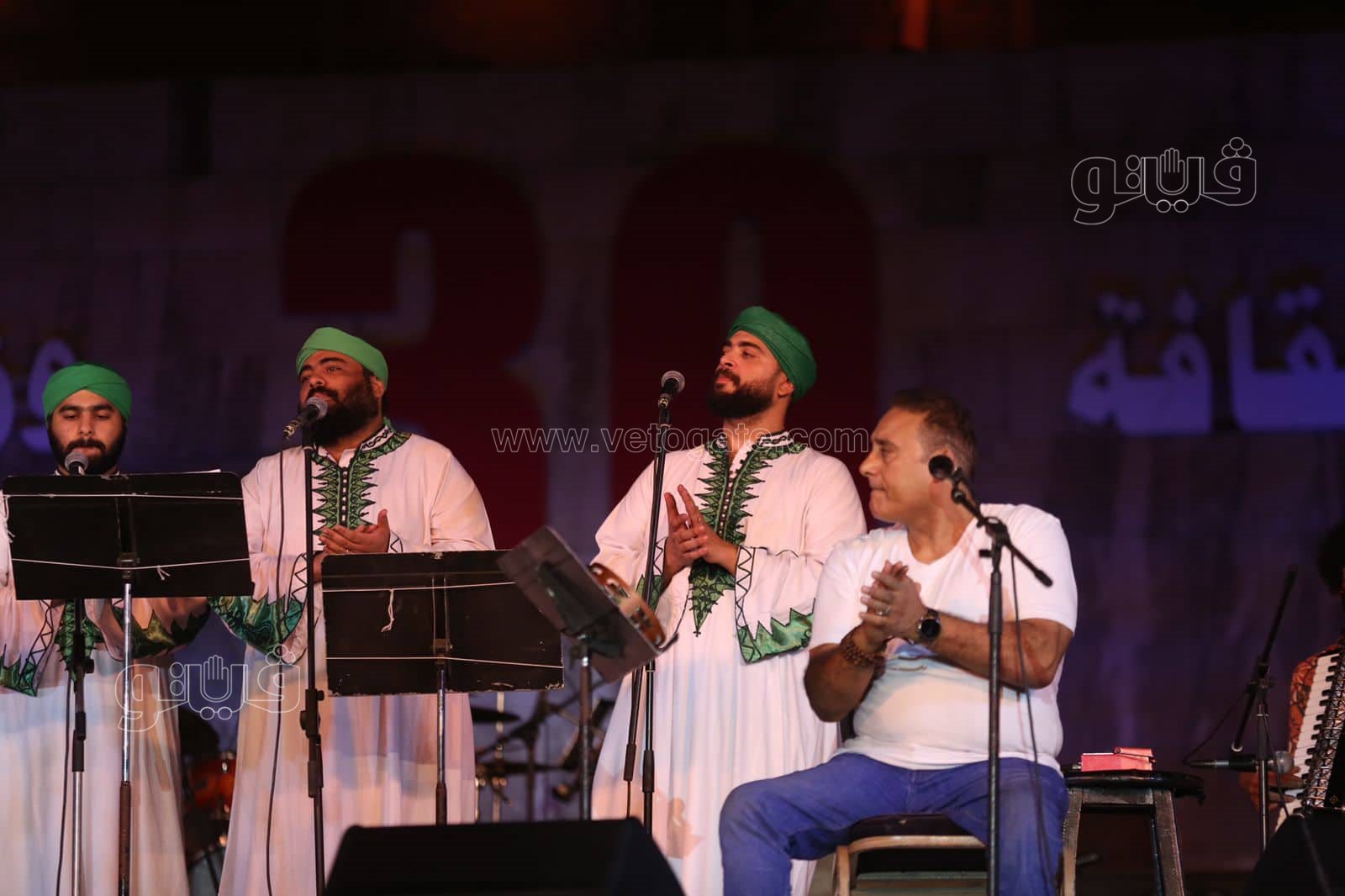 وسط البلد تغني لـشمس النهار والحضرة تتعبد فى محراب الفن بمحكى القلعة (8)