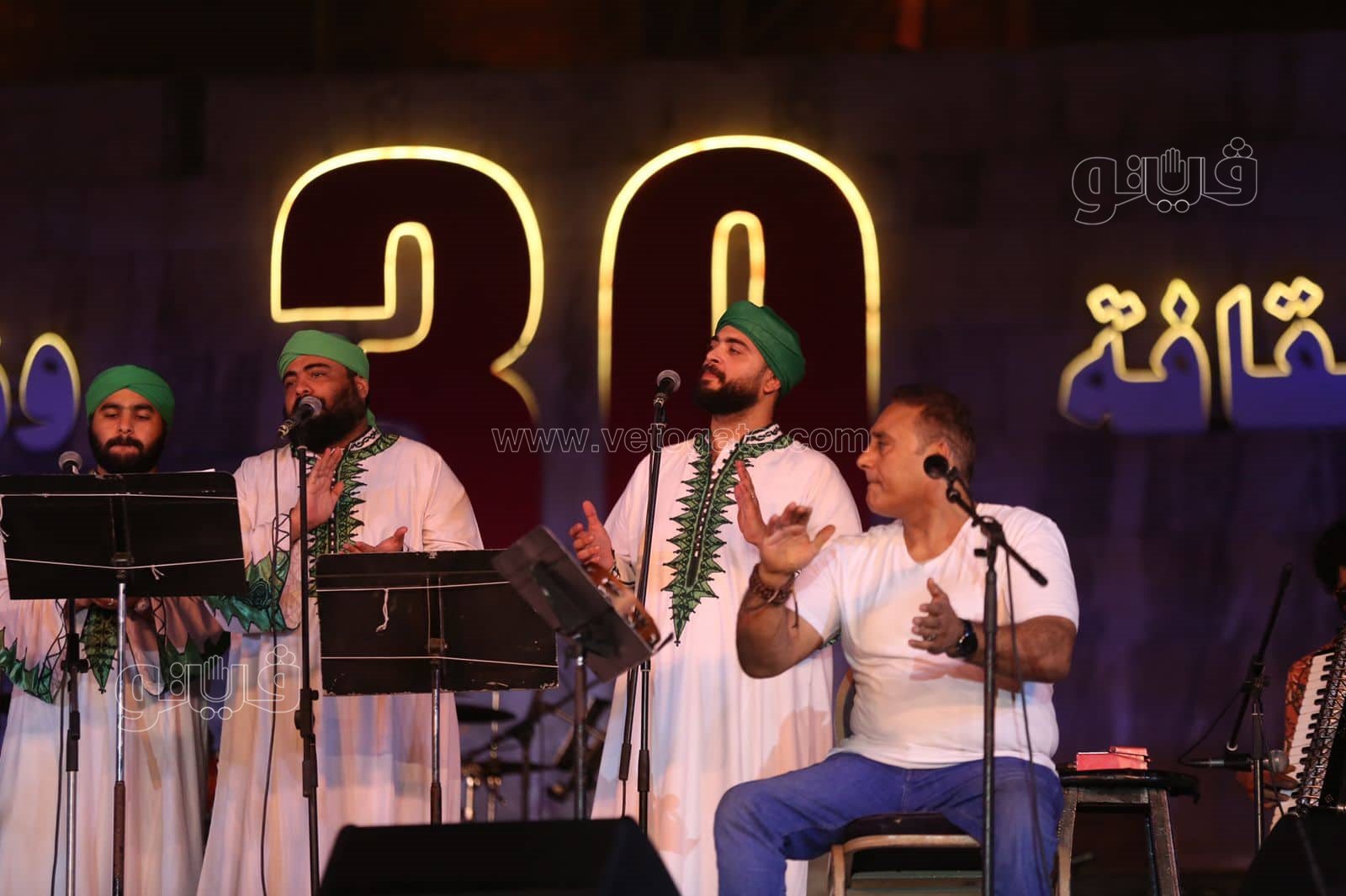 وسط البلد تغني لـشمس النهار والحضرة تتعبد فى محراب الفن بمحكى القلعة (12)