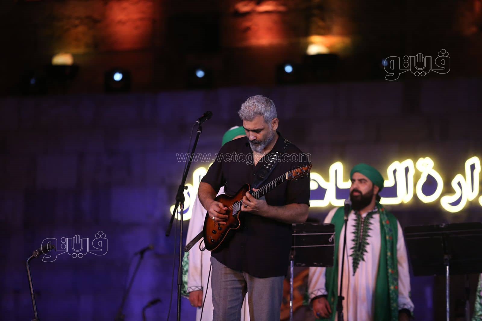 وسط البلد تغني لـشمس النهار والحضرة تتعبد فى محراب الفن بمحكى القلعة (16)