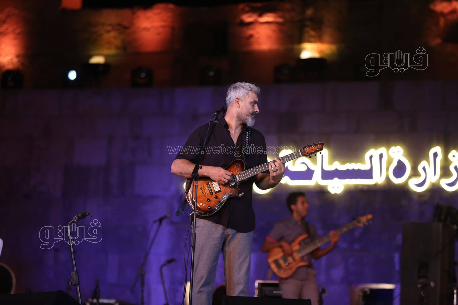 وسط البلد تغني لـشمس النهار والحضرة تتعبد فى محراب الفن بمحكى القلعة (20)