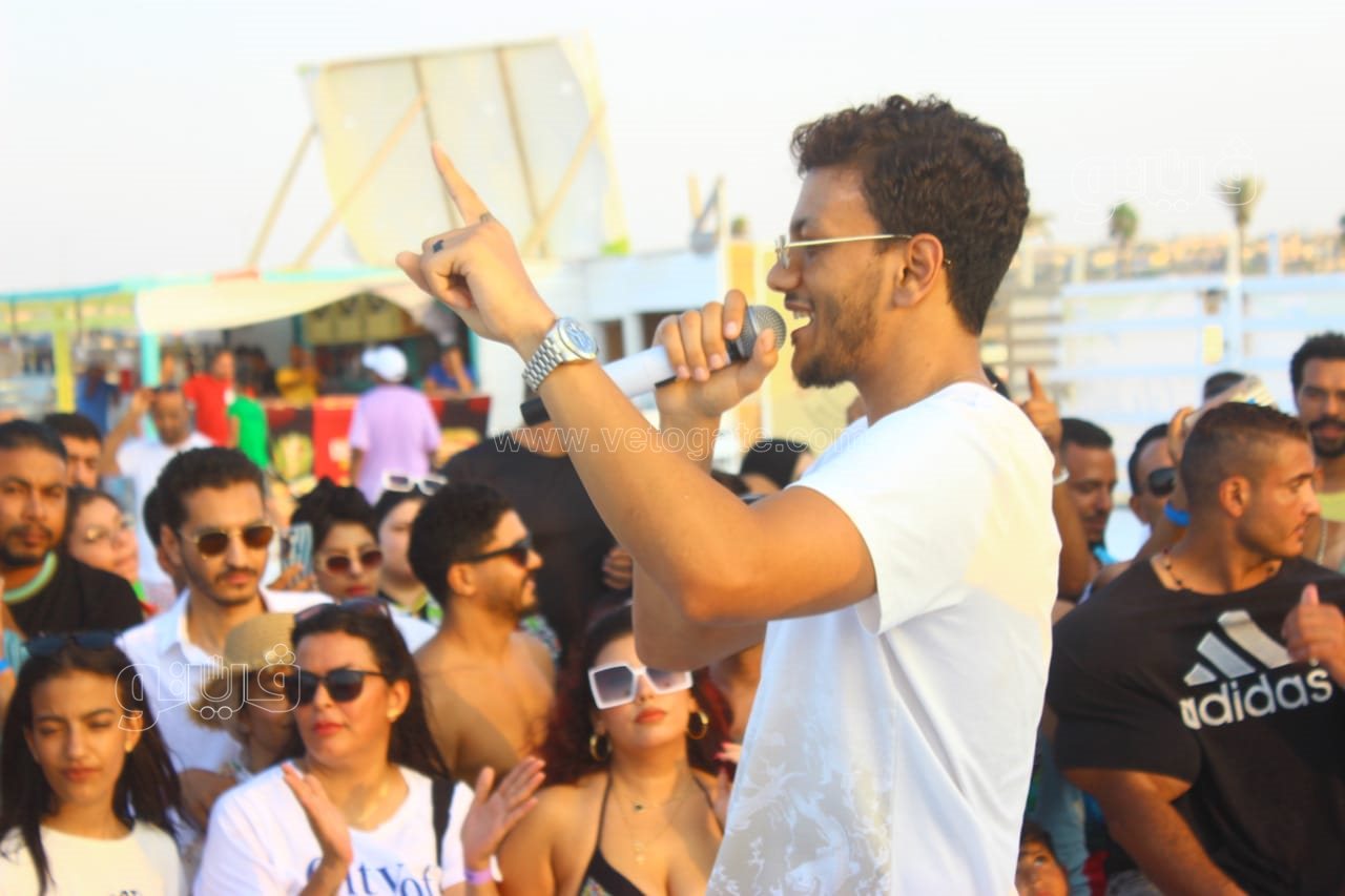 حودة بندق ولورديانا يشعلان حفل وايت بيتش بمارينا (14)